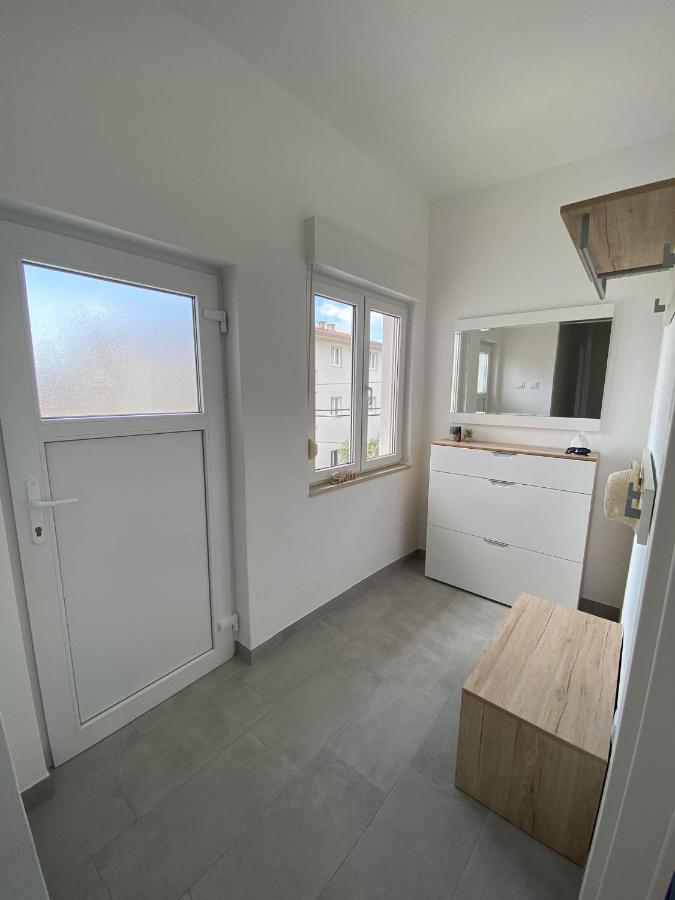 Apartment Milena Kastela Mit Whirlpool Exterior photo