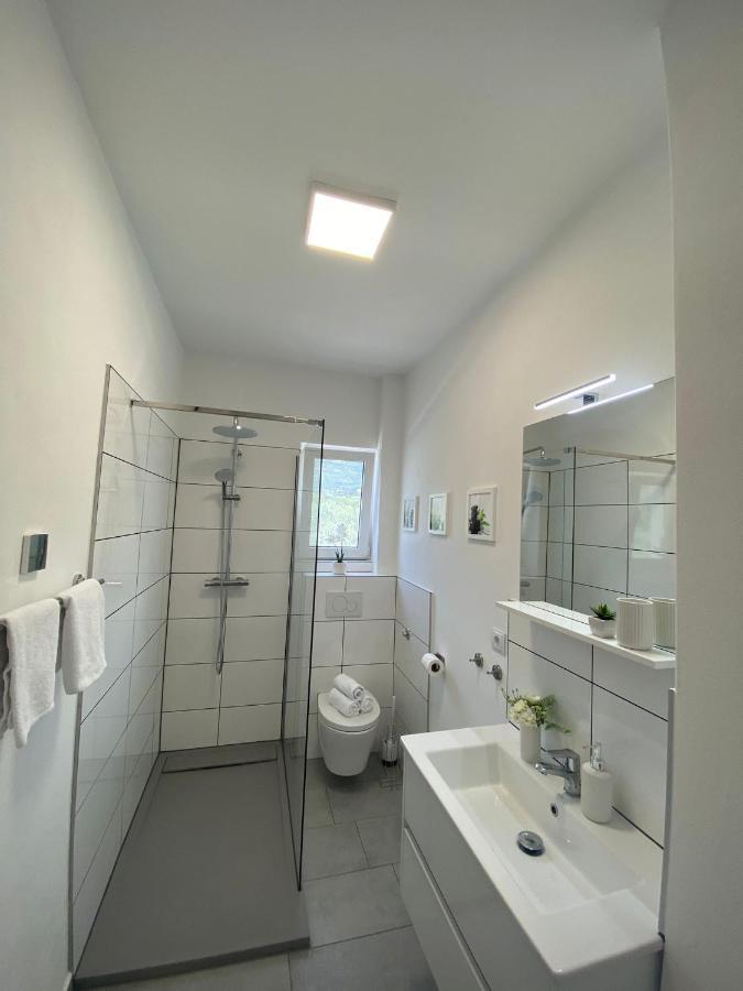 Apartment Milena Kastela Mit Whirlpool Exterior photo